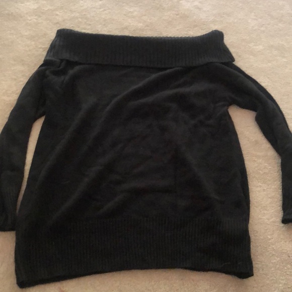 Black knit off the shoulder sweater - Picture 2 of 6
